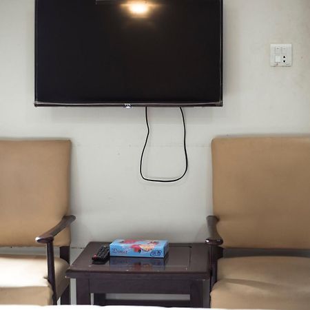 Goho Rooms Badar Karachi Luaran gambar