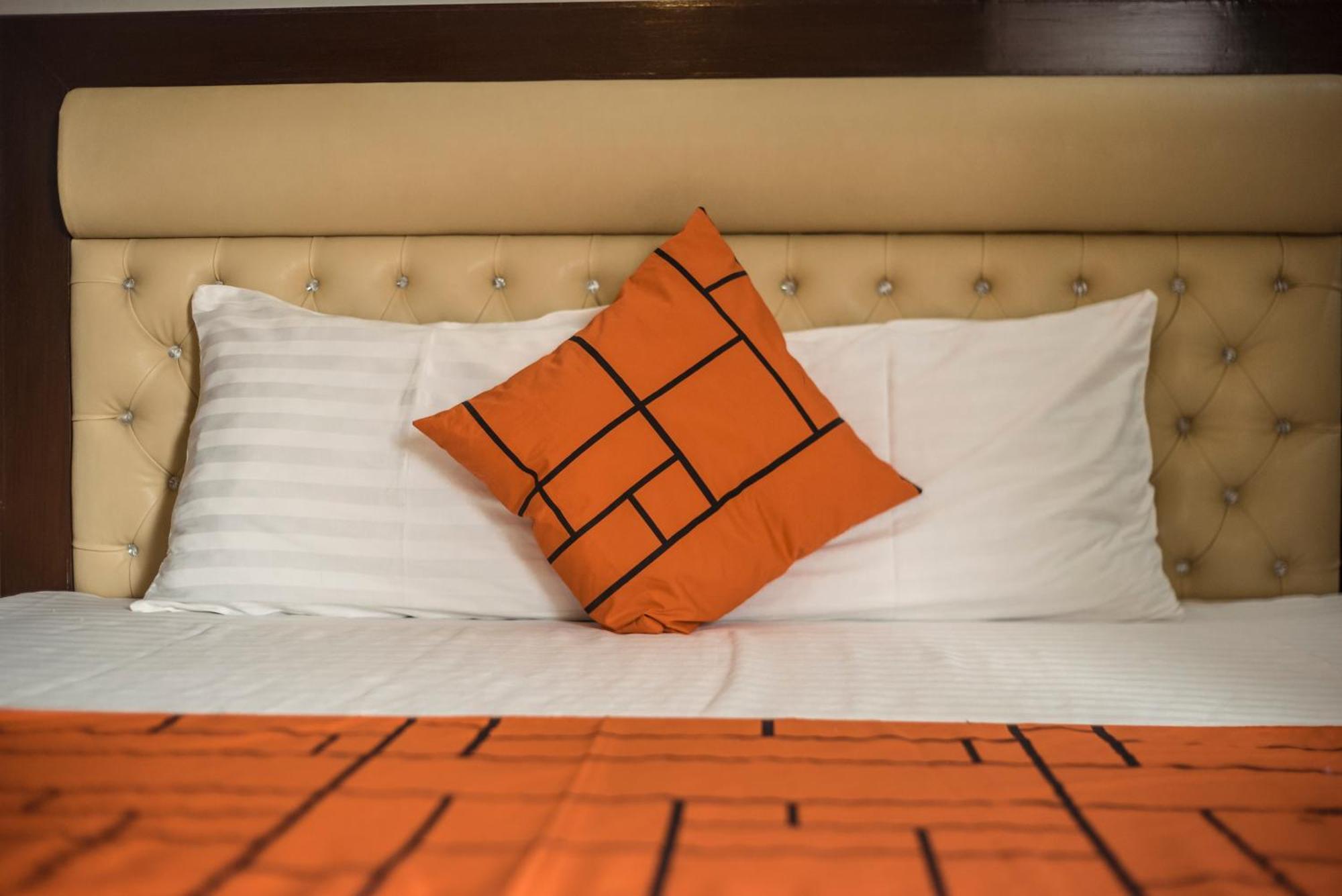 Goho Rooms Badar Karachi Luaran gambar