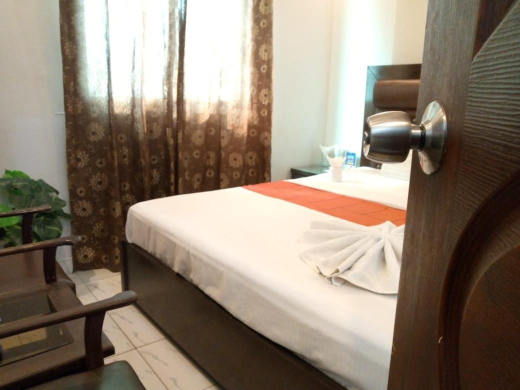 Goho Rooms Badar Karachi Luaran gambar