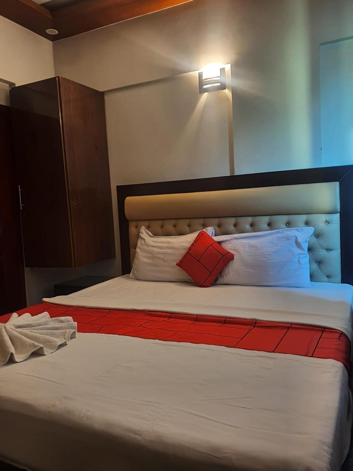 Goho Rooms Badar Karachi Luaran gambar