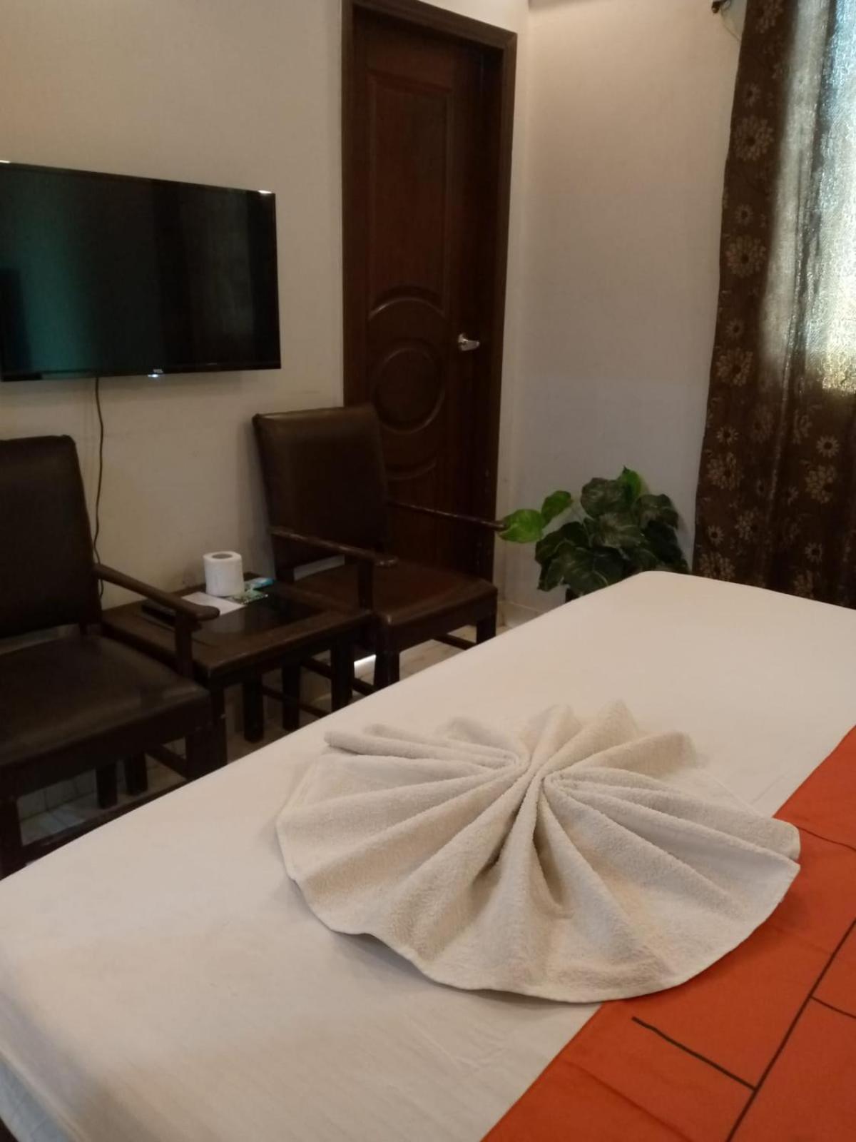 Goho Rooms Badar Karachi Luaran gambar