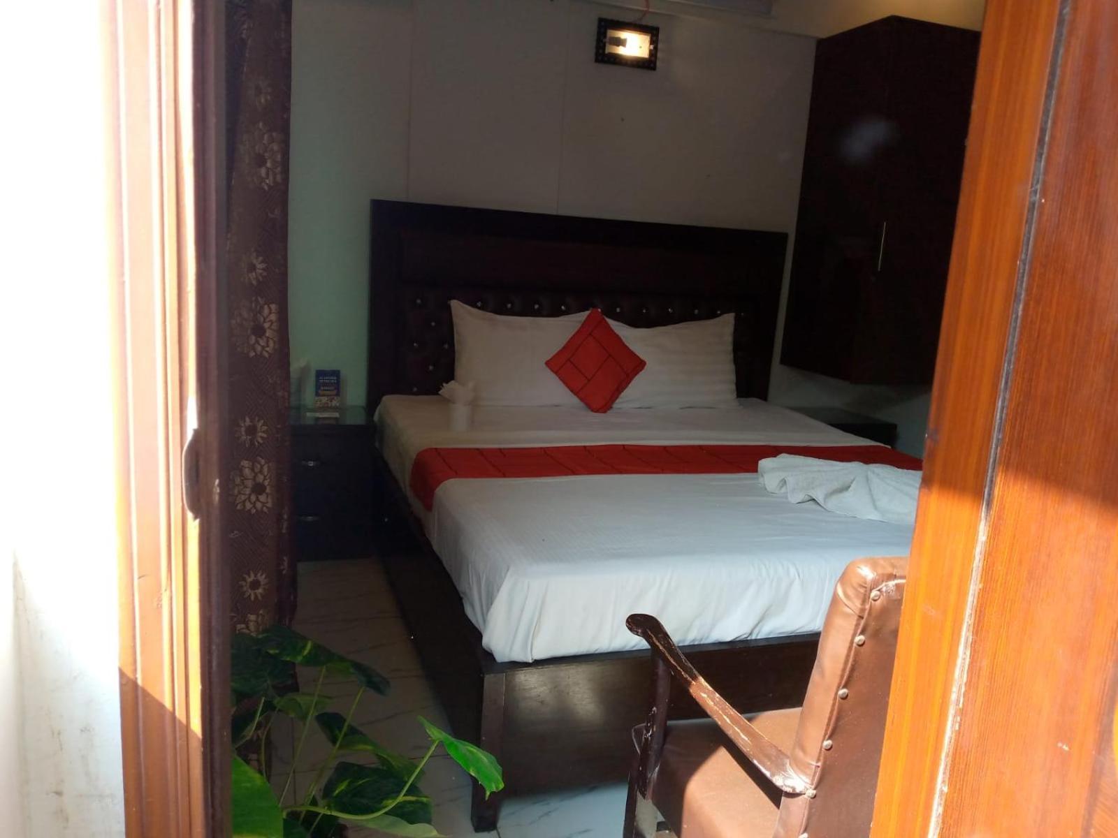 Goho Rooms Badar Karachi Luaran gambar