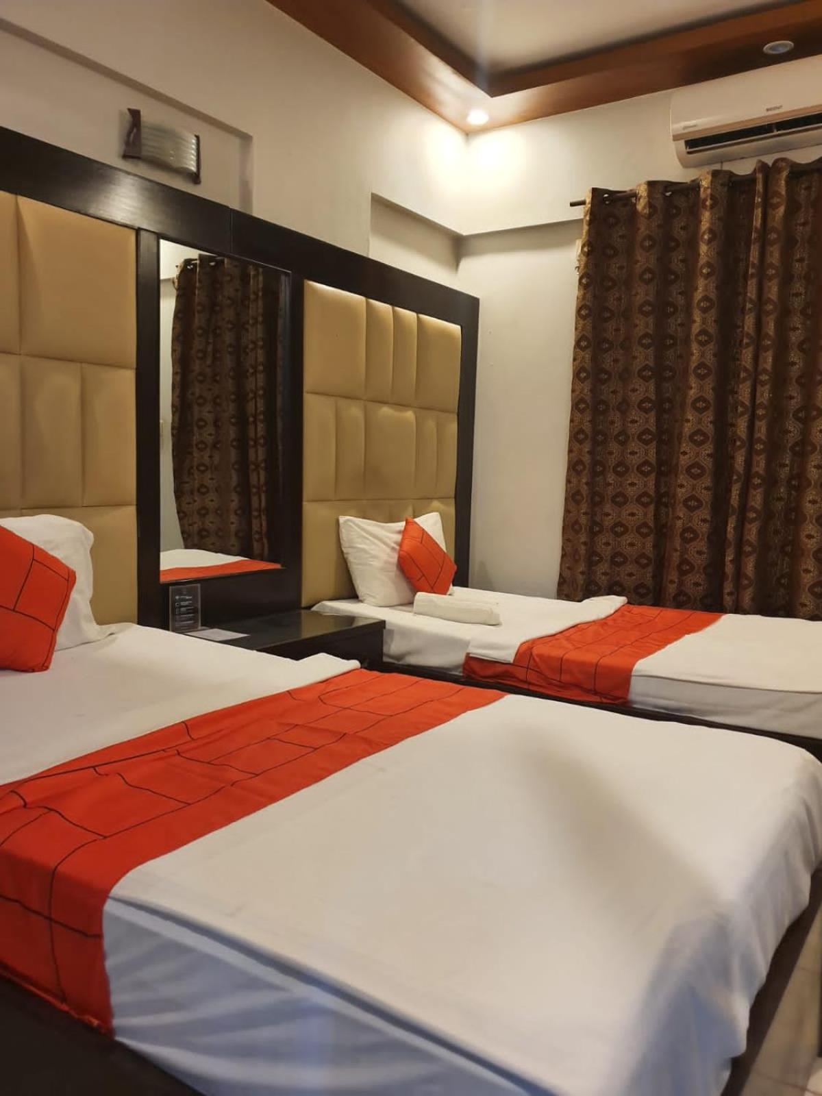 Goho Rooms Badar Karachi Luaran gambar