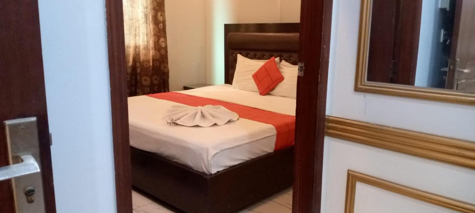 Goho Rooms Badar Karachi Luaran gambar