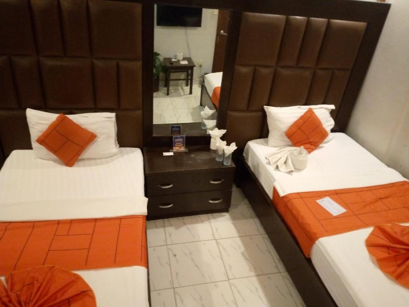Goho Rooms Badar Karachi Luaran gambar
