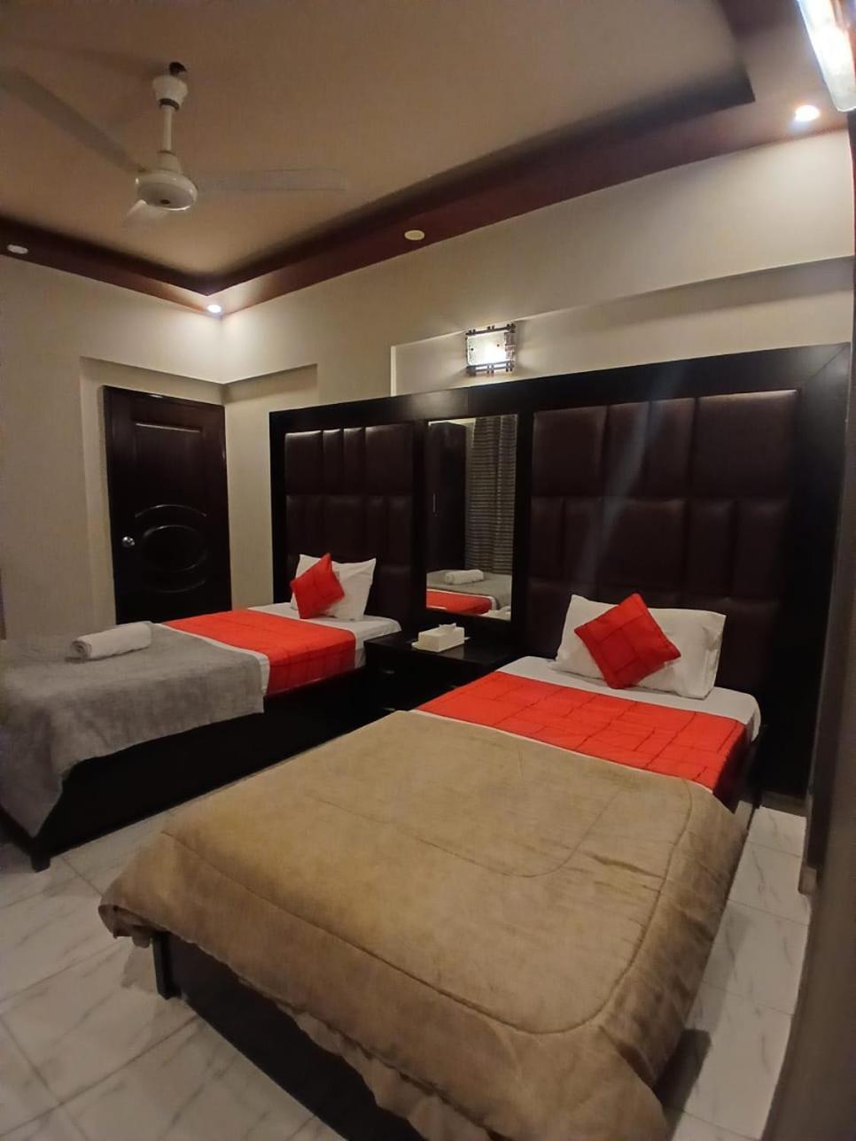 Goho Rooms Badar Karachi Luaran gambar