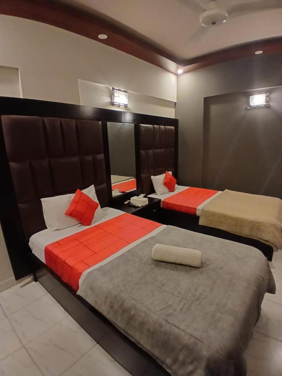 Goho Rooms Badar Karachi Luaran gambar